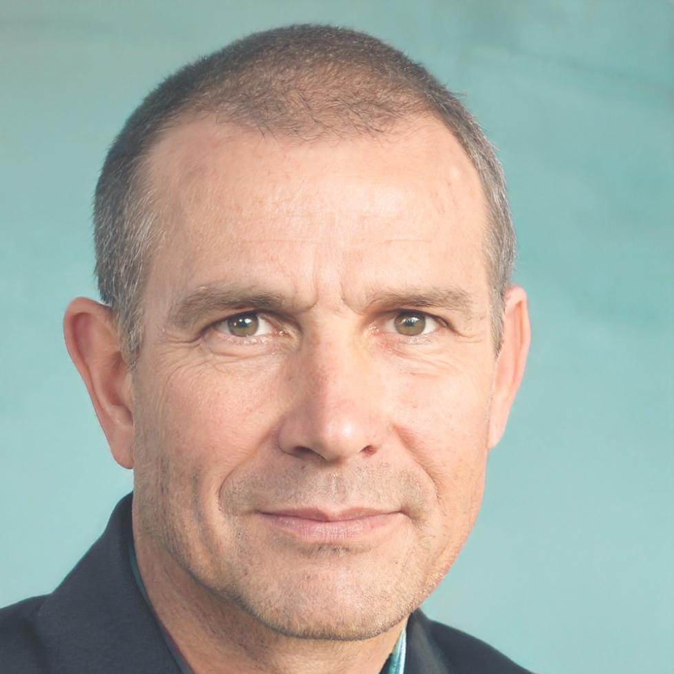 Dimitar Vasilev, Senior Financial Strategist